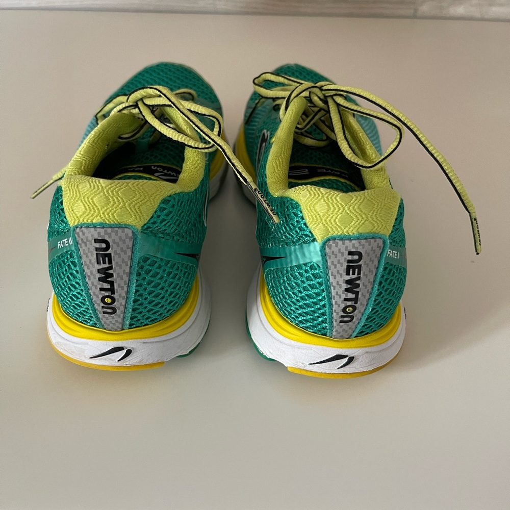 Newton Fate ll Running Shoes. 7.5 - Picture 3 of 5